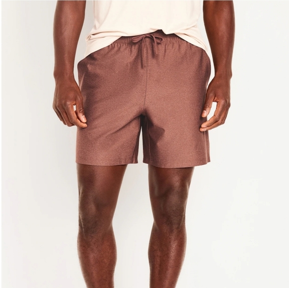 Old Navy Slim KnitTech Shorts -- 7-inch inseam (S) - Picture 1 of 4
